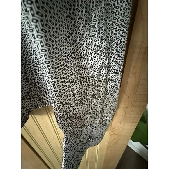 Armani Collezioni Women’s Silk Button Down Blouse Vintage Y2K Size Large EUC - Picture 3 of 6